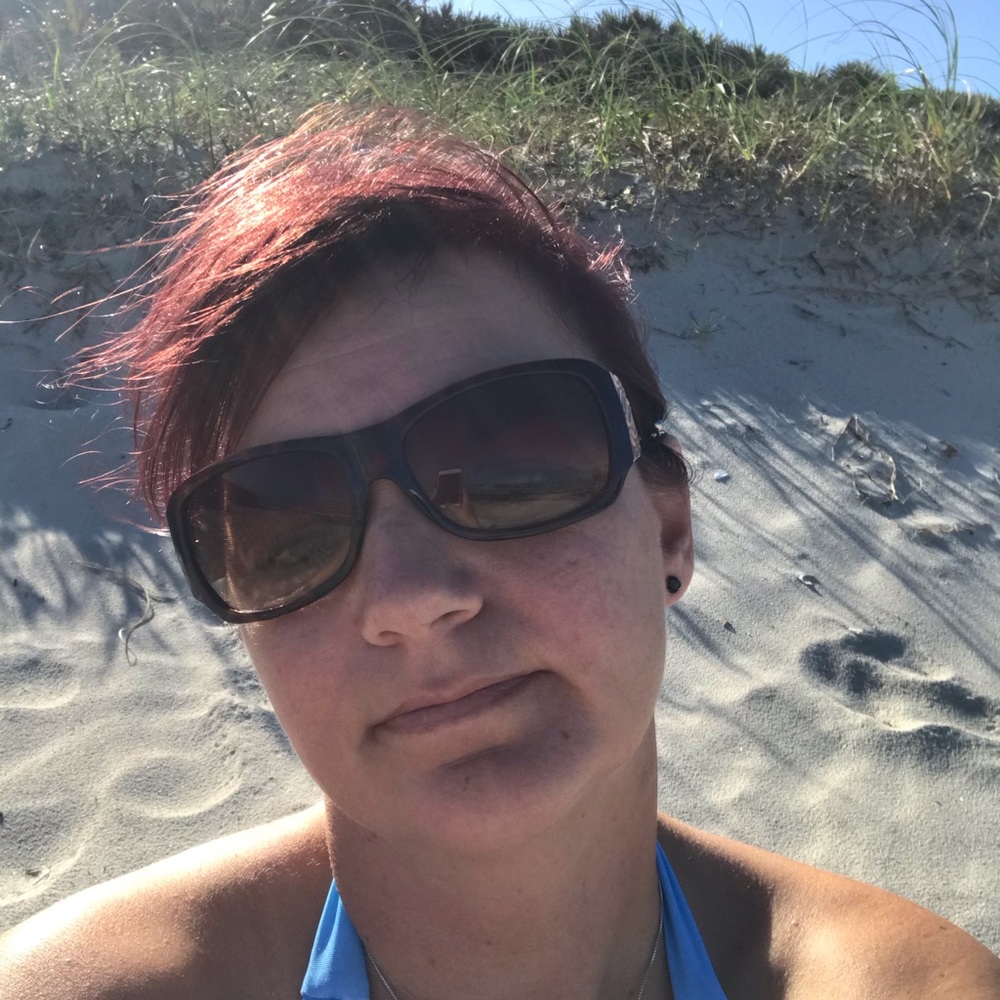 Meet your Posher, Cynthia